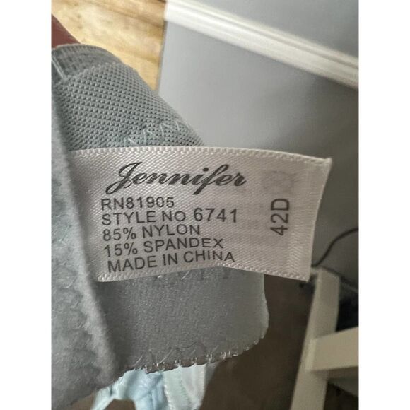 JENNIFER SIZE 42D NO WIRE FULL COVERAGE LACE BRA COLOR IS BABY BLUE EVERYDAY - Picture 6 of 6